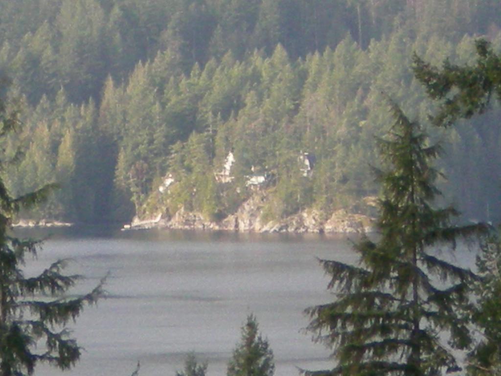 Davis Brook Retreat Acomodação com café da manhã Sechelt Exterior foto